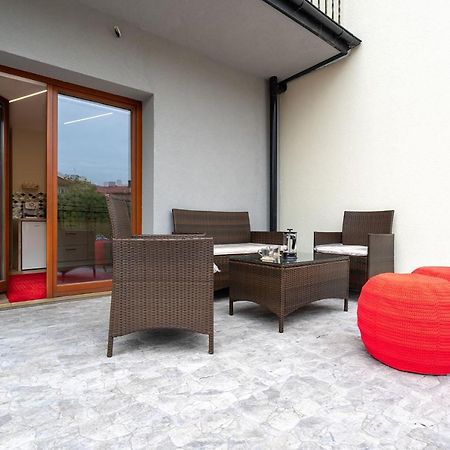 Apartament Karminowy Lägenhet Wadowice Exteriör bild